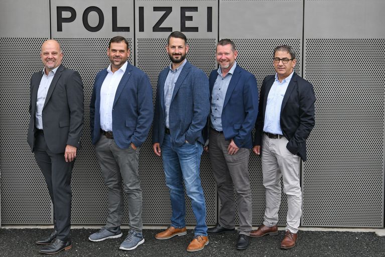 Mediendienst der Kapo AR (von links: Toni Sonderegger, Daniel Manser, Dominic Schwarz, Marcel Wehrlin, Hanspeter Saxer)